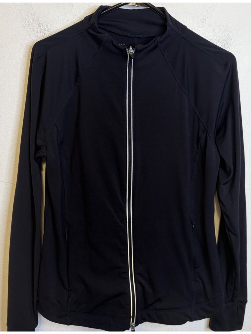 T By Talbots Performance BLACK Full  Zipper Activewear Jacket MEDIUM Petite